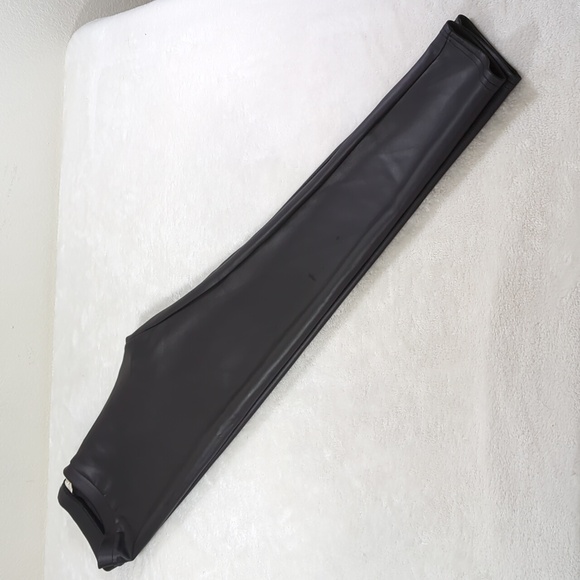 Lauren Conrad faux leather leggings M NWOT - Picture 4 of 8